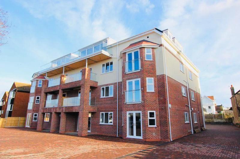 Spacious Newly Built Apartment Rhos On Sea, Colwyn Bay Rhôs-on-Sea Exterior foto